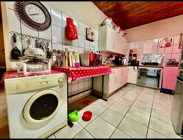 3 BEDROOM HOUSE FOR SALE IN VANDERBIJLPARK CW 6